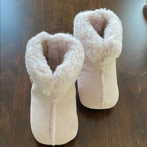 UGG Kids Boots in Light Pink
